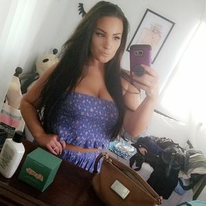 Meet your Posher, Keri